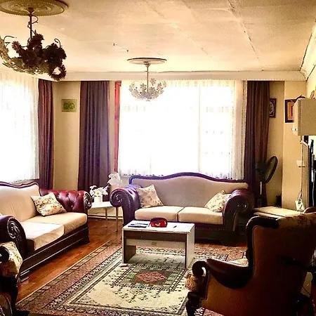Ayyildiz Estambul